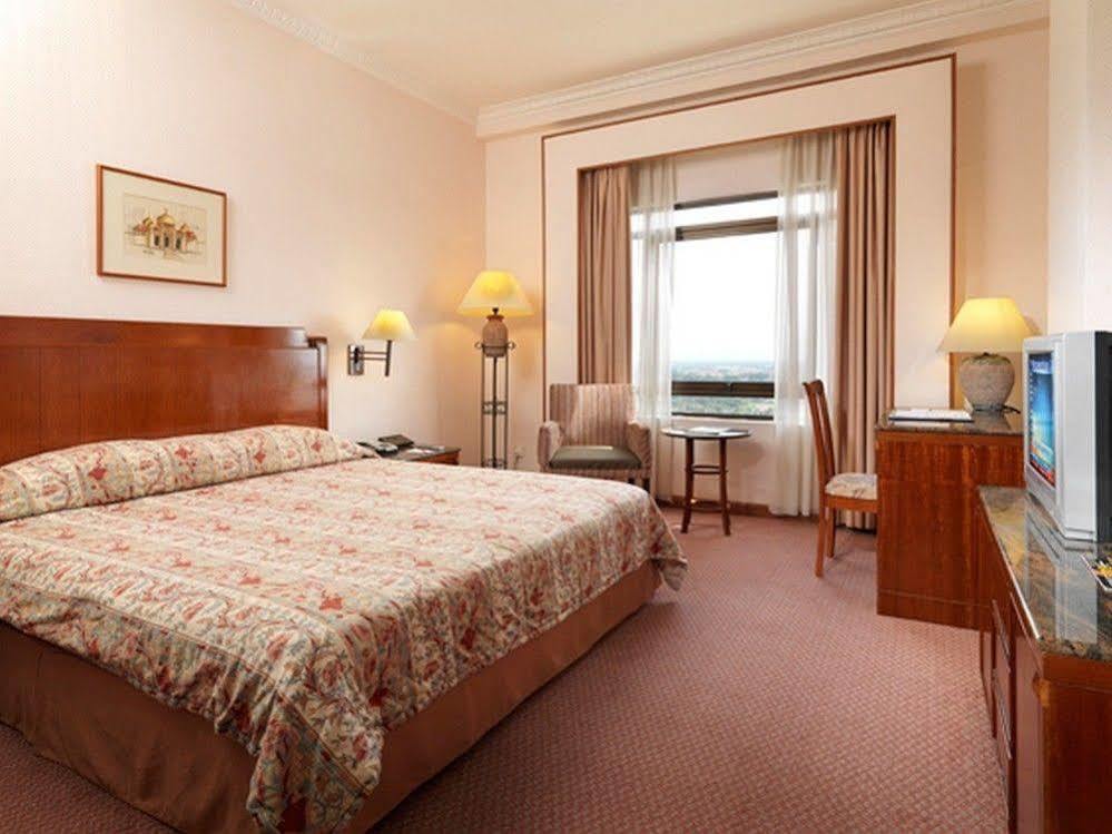 Holiday Villa City Center Alor Setar Extérieur photo
